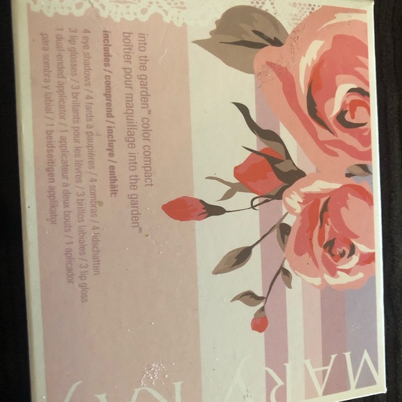 Mary Kay Compact - Picture 3 of 3